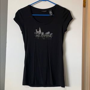 Black NYC tee